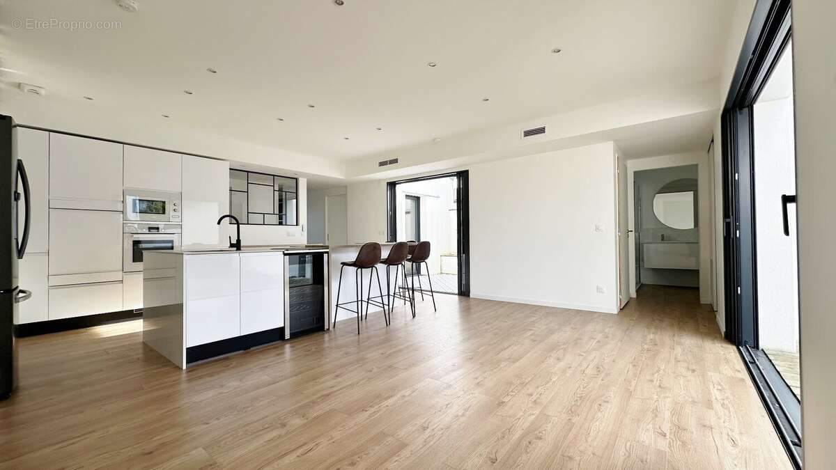 Maison à SAINT-MARTIN-DE-SEIGNANX