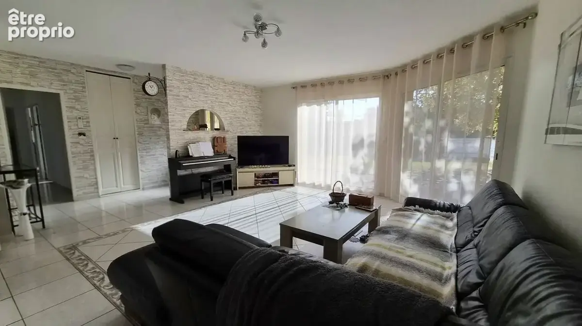 Maison 6 pièces 142 m² à vendre à Montjoire (31380) - photo 3