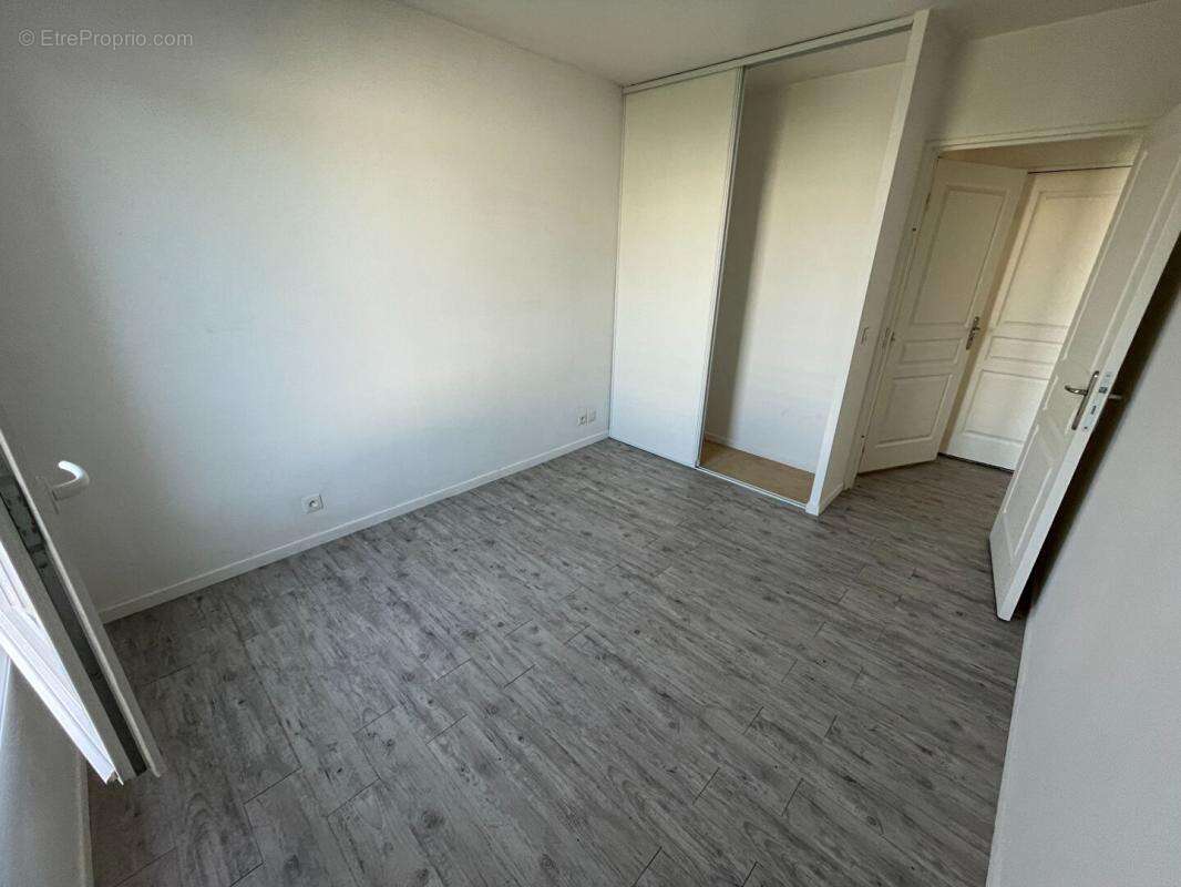 Appartement à EPERNON