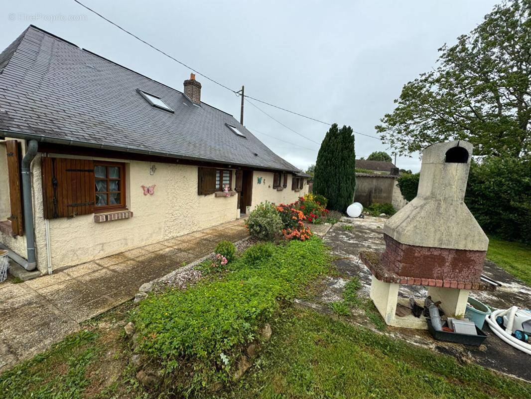 Maison à MESNIL-MAUGER