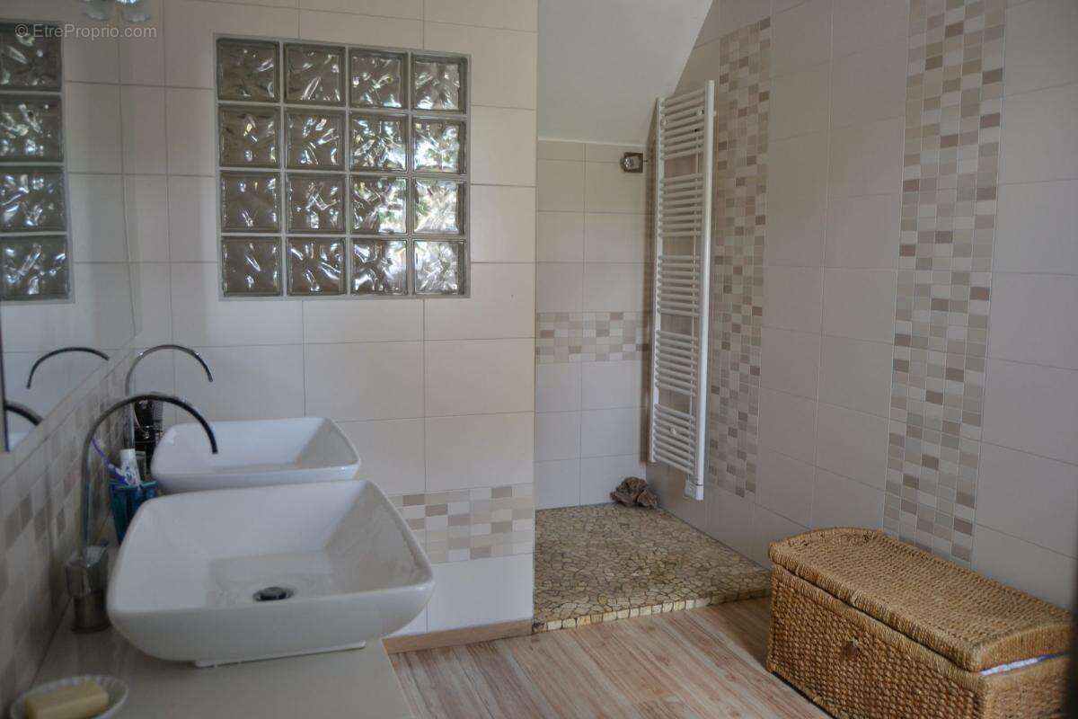 Maison 137 m² à Ossun  - photo 6