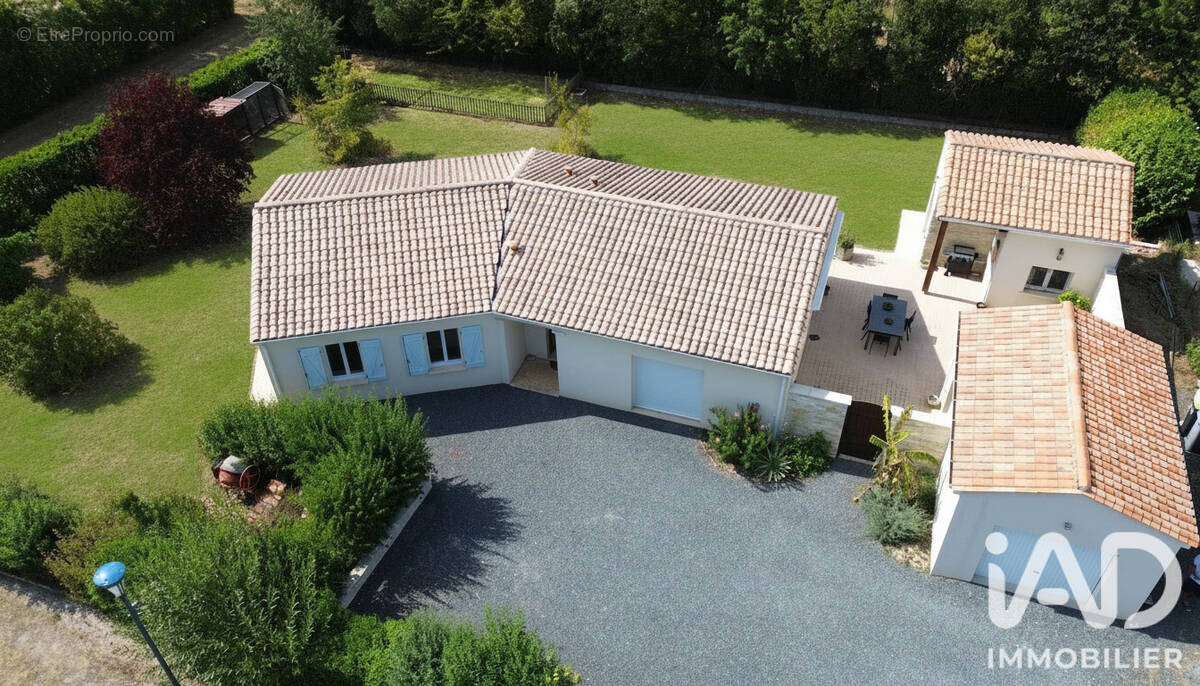 Photo 1 - Maison à MORNAC