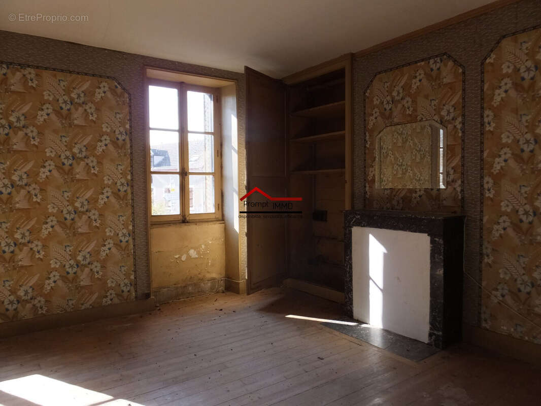 Maison à LE BRETHON