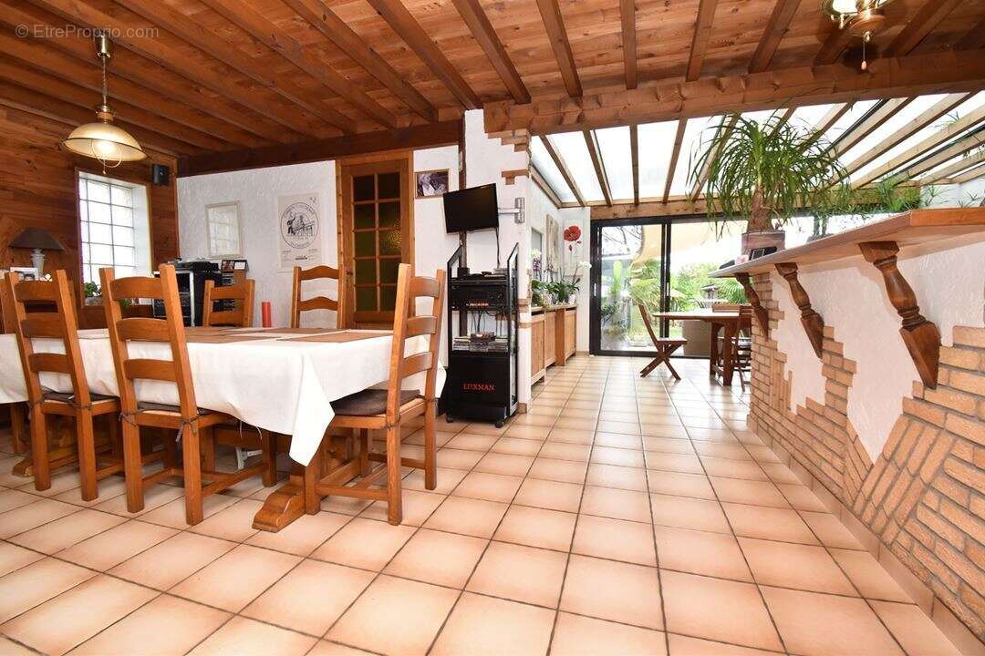 Maison 235 m² à Cambrai  - photo 6