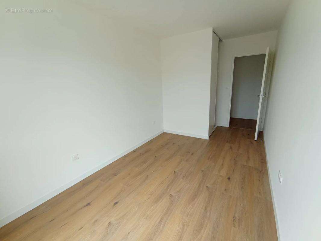 Appartement à BIEVRES