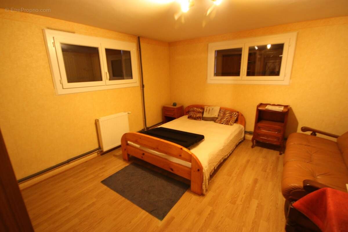 Maison à vendre 5 pièces de 135 m² sur terrain de 723 m² SAINT RAMBERT EN BUGEY (01) - photo 14