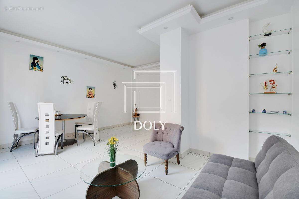 Appartement à ISSY-LES-MOULINEAUX