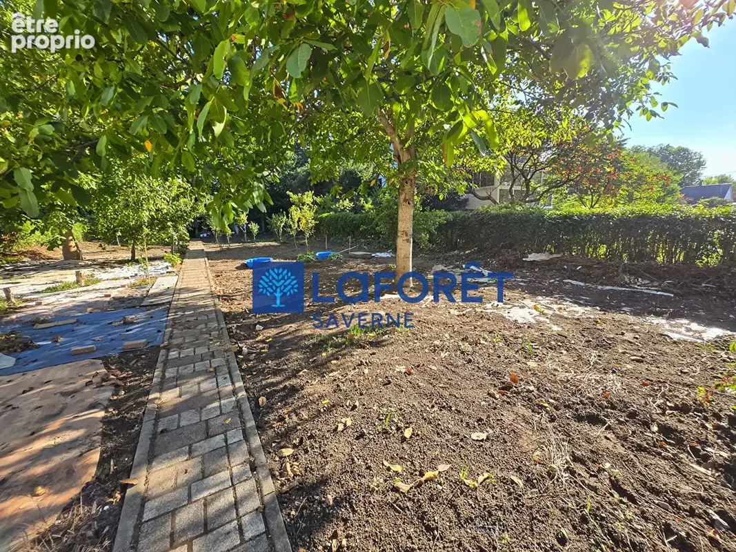 Maison 5 pièces avec jardin et garage - photo 11