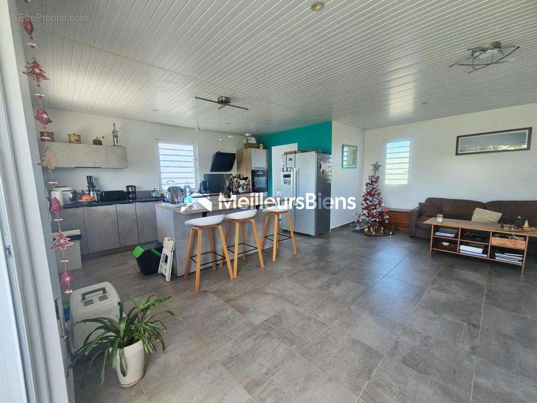 Maison à SAINT-FRANCOIS