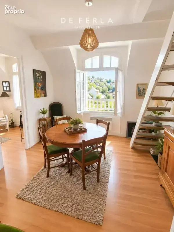 Superbe duplex dernier étage avec jardin et vue incroyable en plein centre - photo 2