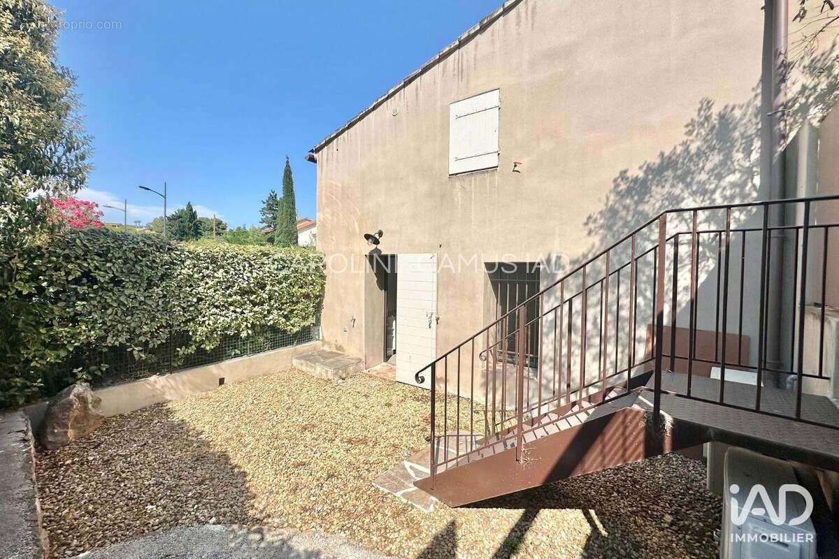 Photo 6 - Commerce à SANARY-SUR-MER