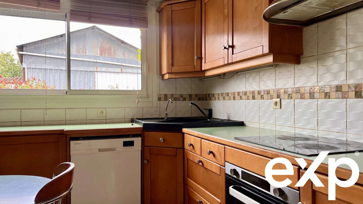 Maison à SAINTE-LUCE-SUR-LOIRE