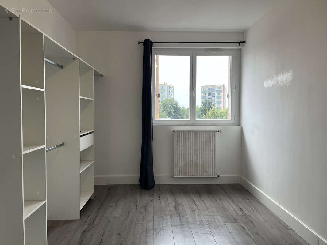 Appartement T4 avec deux balcons   Centre-ville de Tarbes - photo 6