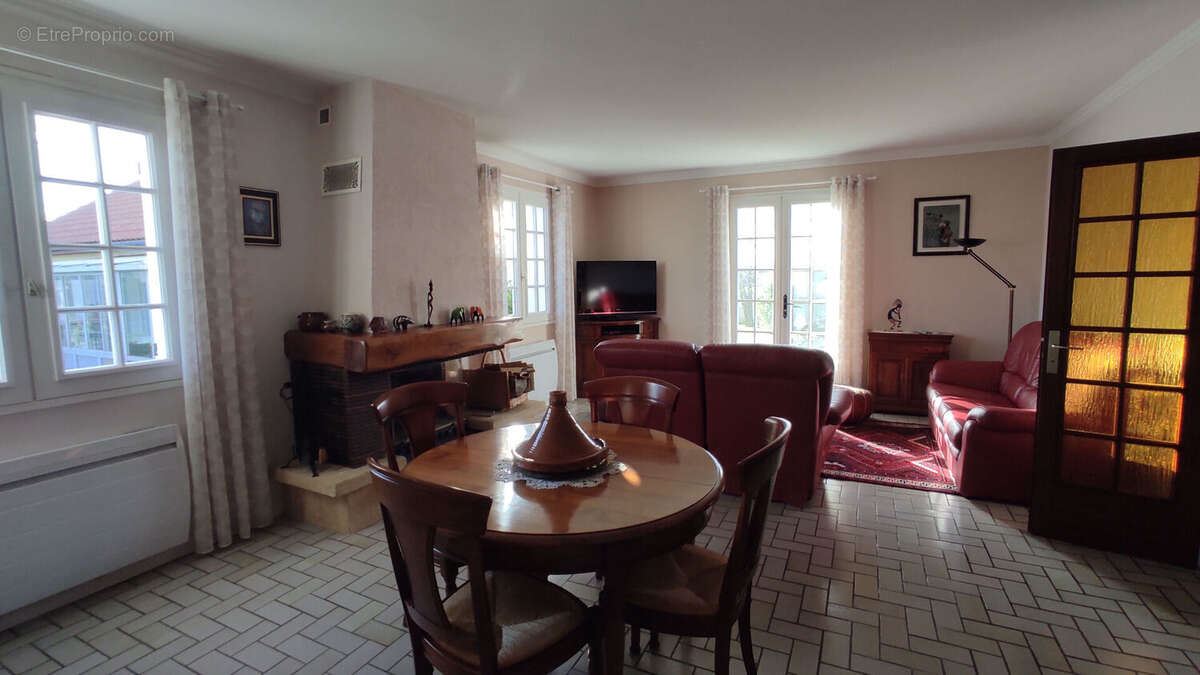 Maison à CHATELLERAULT