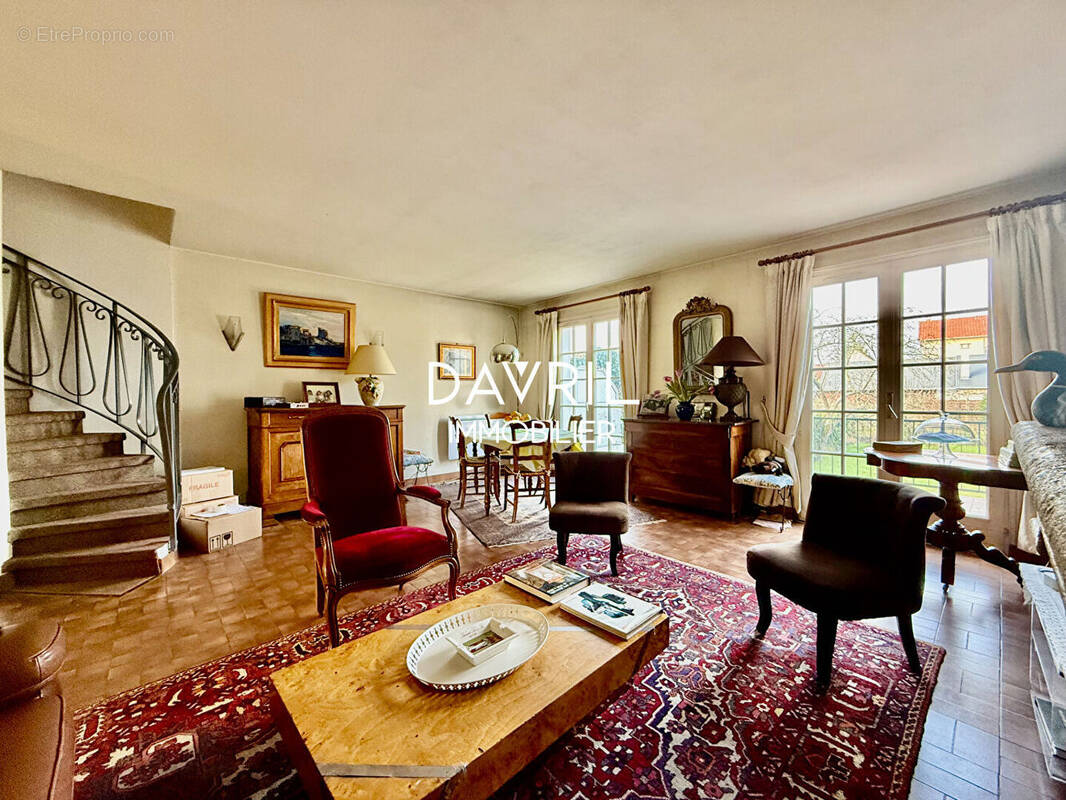 Maison à CONFLANS-SAINTE-HONORINE