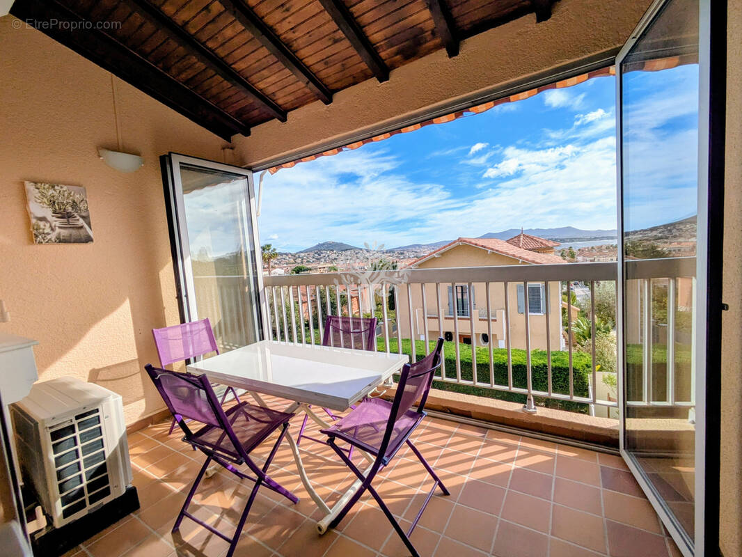 Appartement à SANARY-SUR-MER