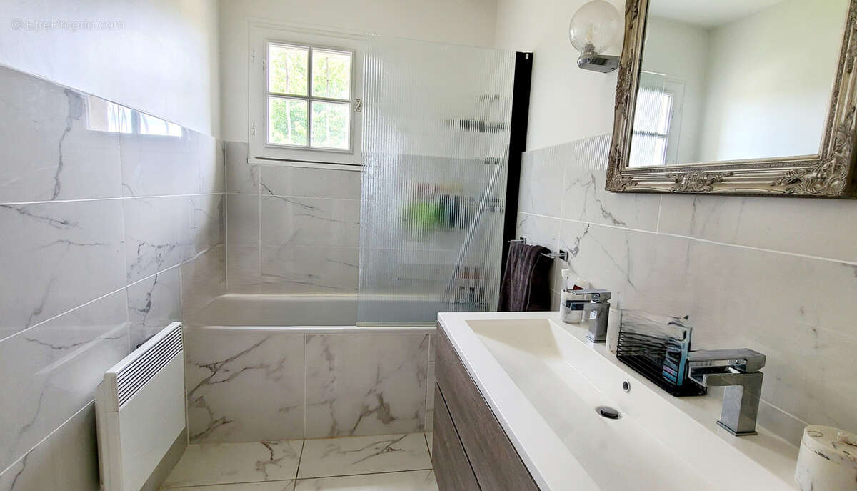 Maison à CHOISY-LE-ROI