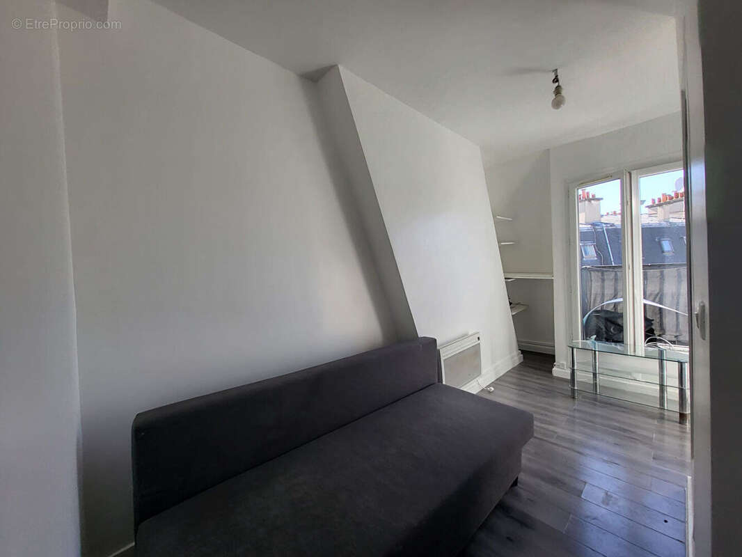 Appartement à PARIS-10E