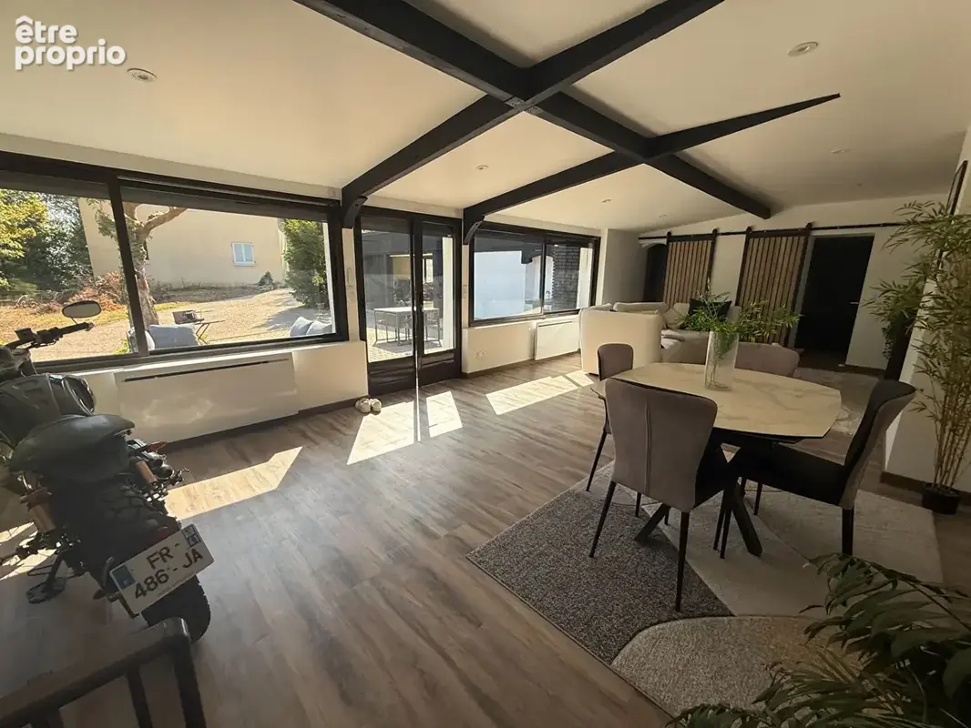 Superbe maison rénovée à 5mn du centre de Vendôme 5 chambres et dépendances - photo 2