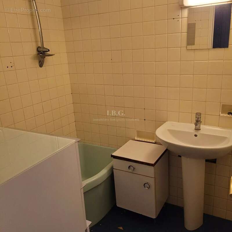 Appartement à MARSEILLE-7E