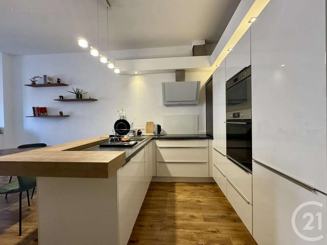 Appartement 73 m² à Villeurbanne  - photo 6