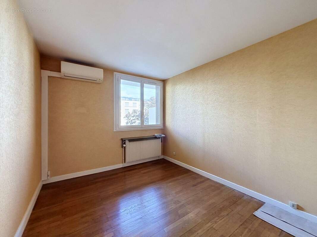 Appartement 4 pièces 100 m² à vendre à Grenoble (38100) - photo 9