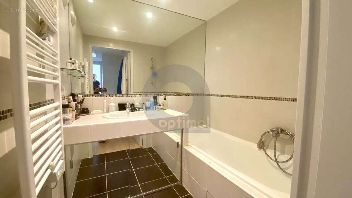 Appartement à BEAUSOLEIL