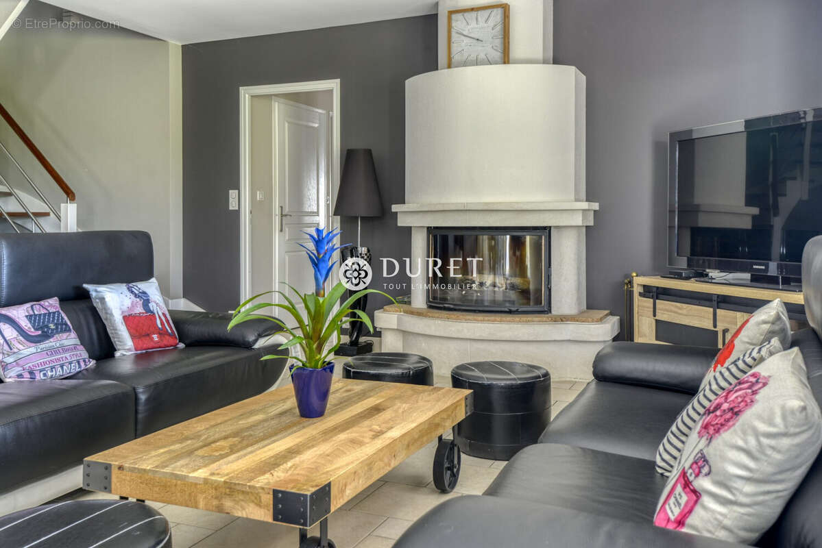 Maison à BOIS-DE-CENE