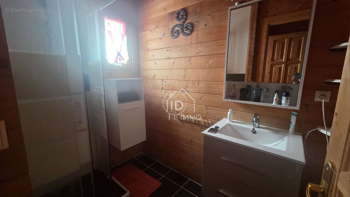 Maison à MOULIN-NEUF