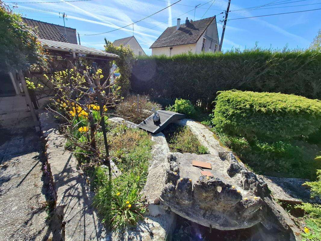 Maison à TROSLY-BREUIL