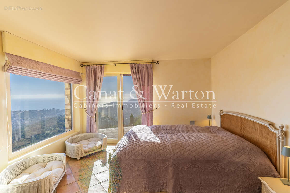 Villa provençale d'exception avec vue mer a 180o cavalaire - photo 8