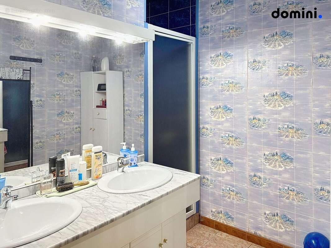 Maison à MONTCHANIN