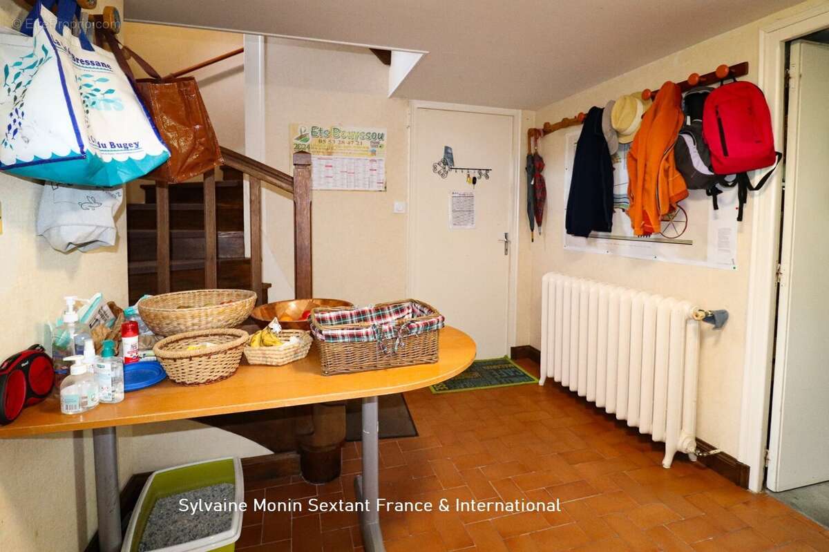 Maison à SAINT-RABIER