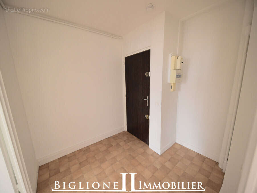 Appartement à COUBRON