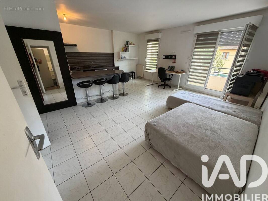 Photo 1 - Appartement à VILLENEUVE-LE-ROI