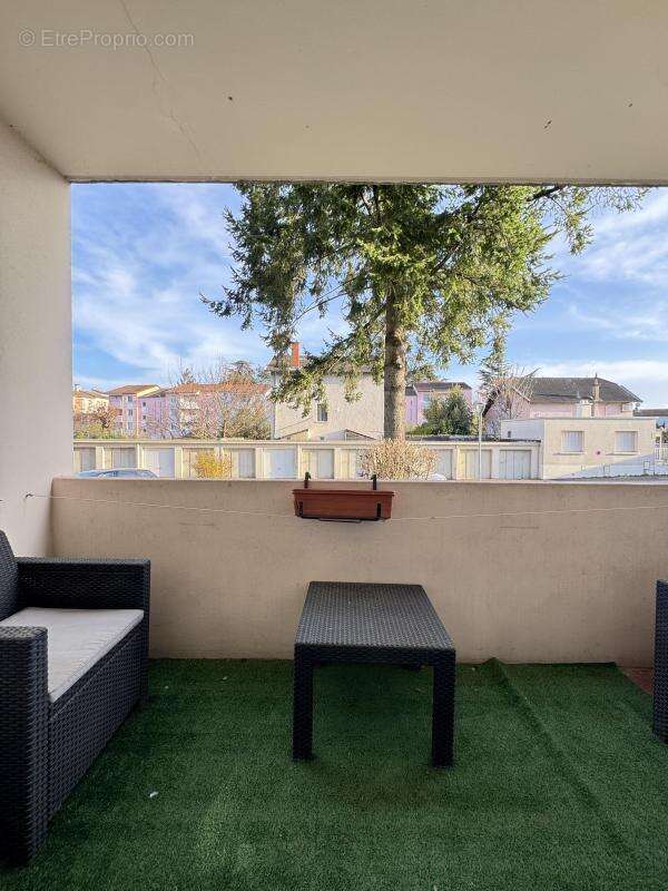 Appartement à CHAMPAGNE-AU-MONT-D'OR