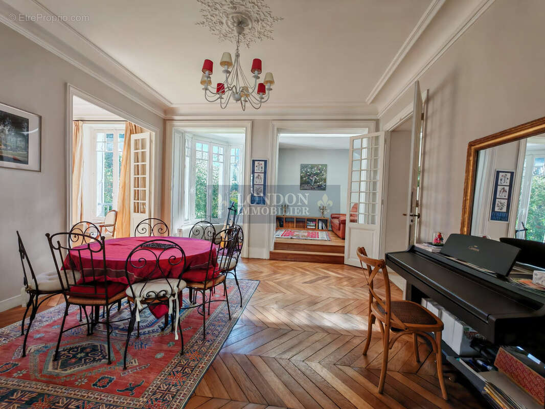 Appartement à VERSAILLES