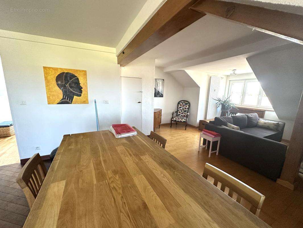 Appartement À Vendre - photo 3