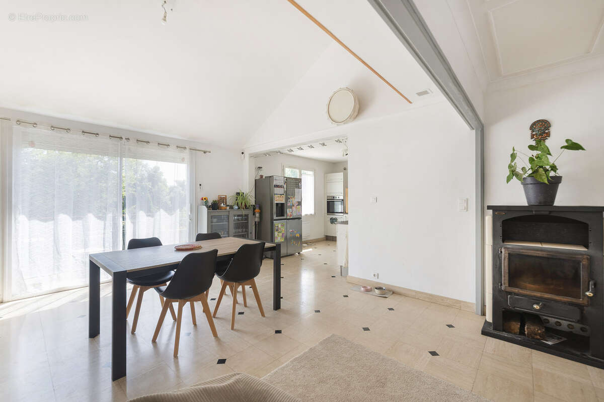 Maison à LA FERTE-ALAIS