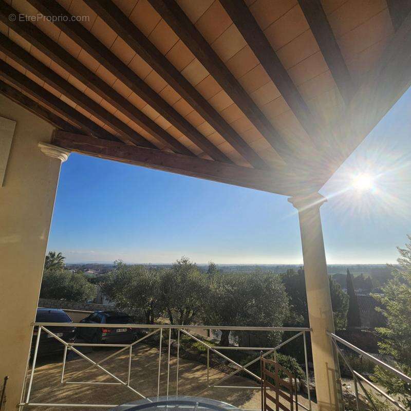 Maison à BELLEGARDE