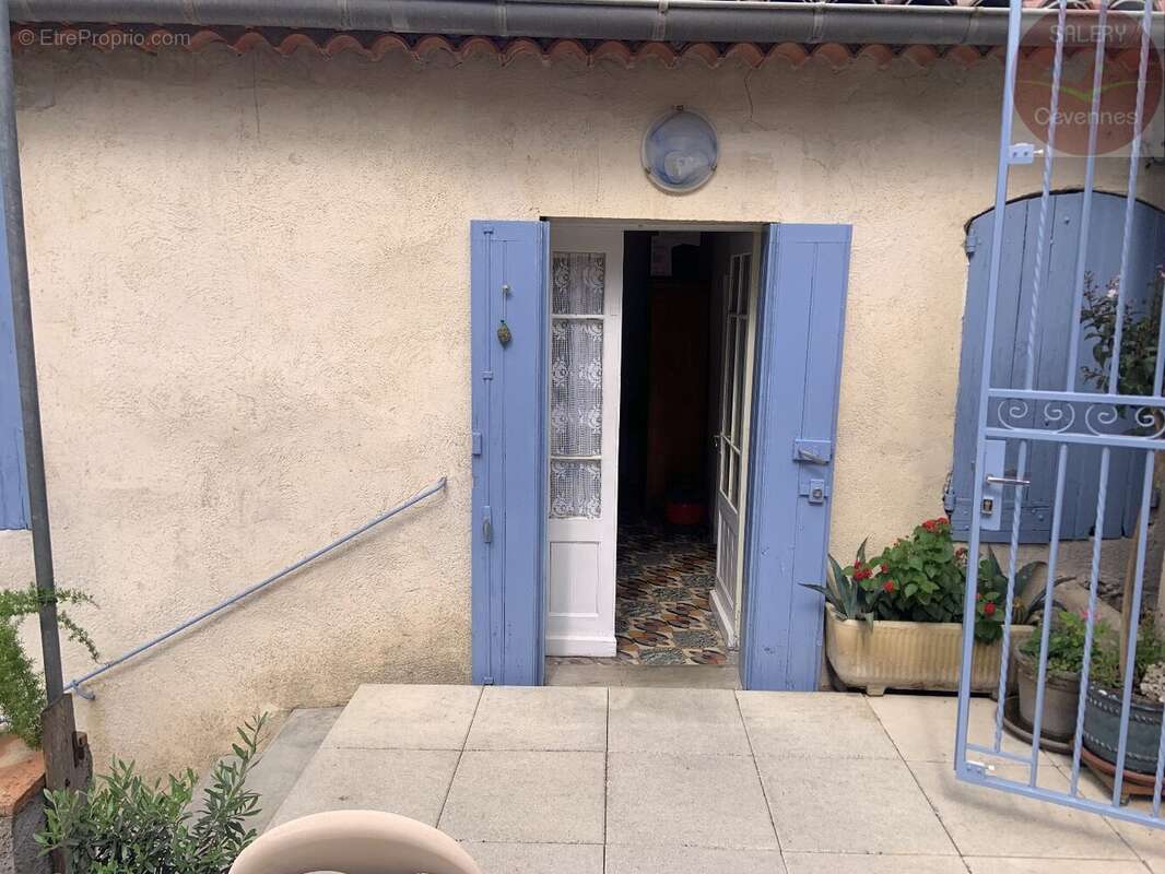 Maison à VIC-LE-FESQ