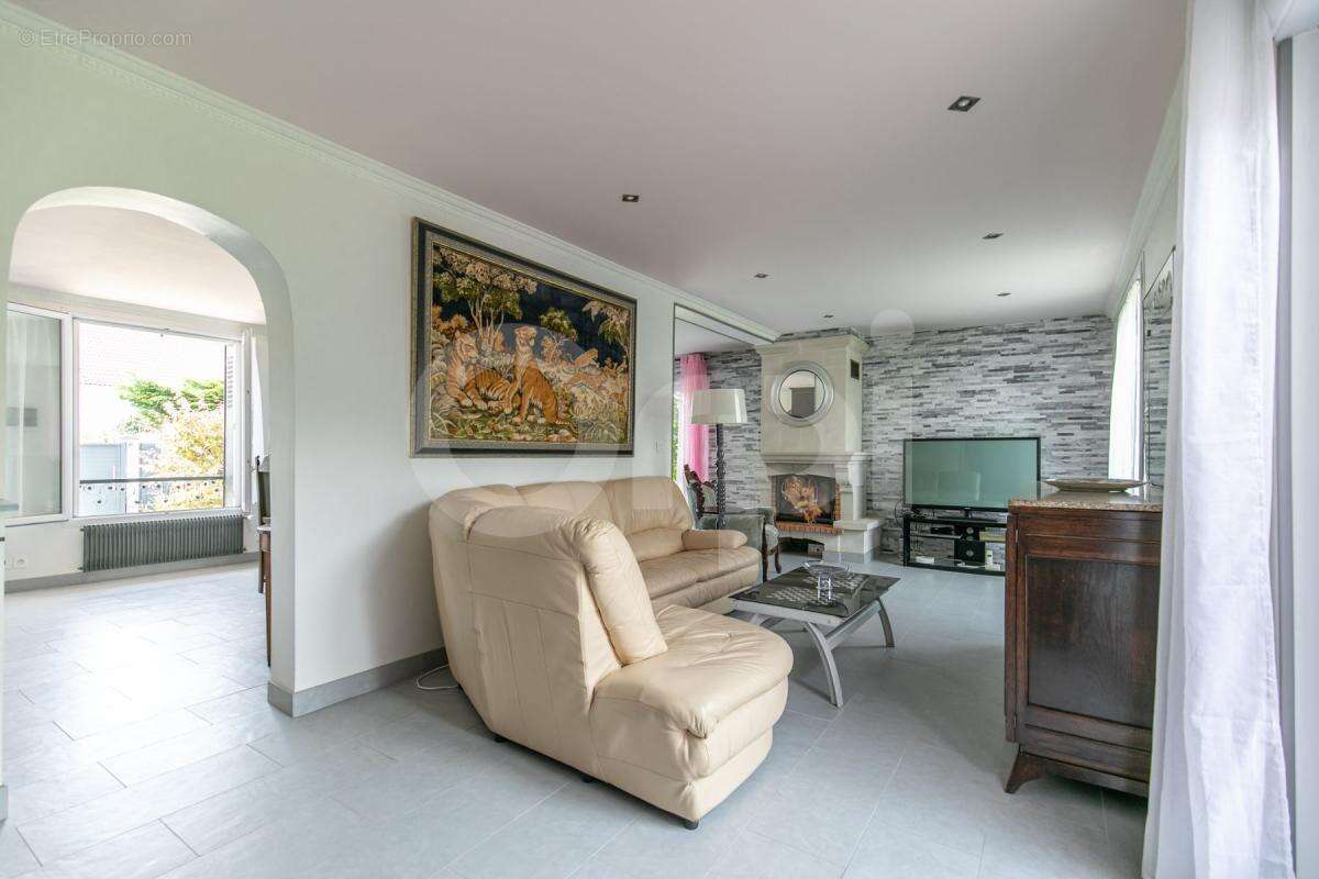 Maison à BOISSY-SAINT-LEGER