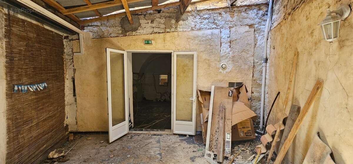 Local/bureau à vendre VILLENEUVE-LES-MAGUELONE (34) - photo 8