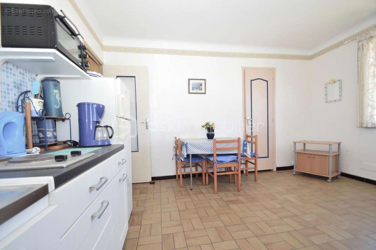 Opportunité rare : maison de 4 appartements indépendants proche de la mer - photo 24