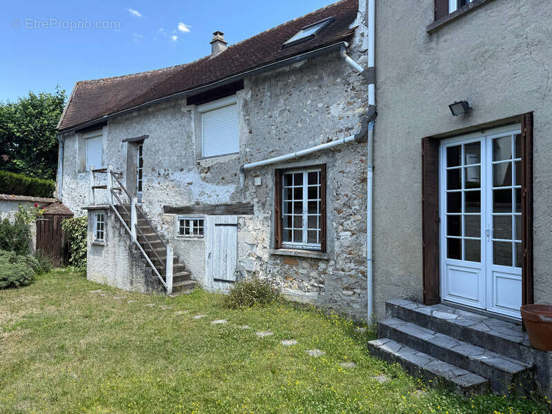 Maison à GRISY-LES-PLATRES