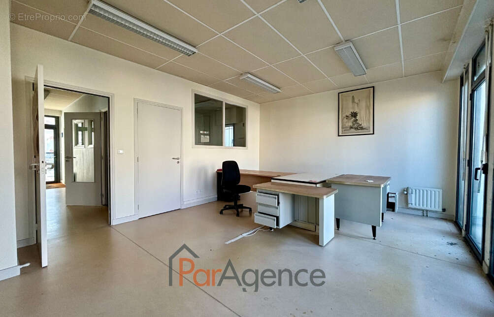 Autre à SAINT-GEORGES-DE-DIDONNE