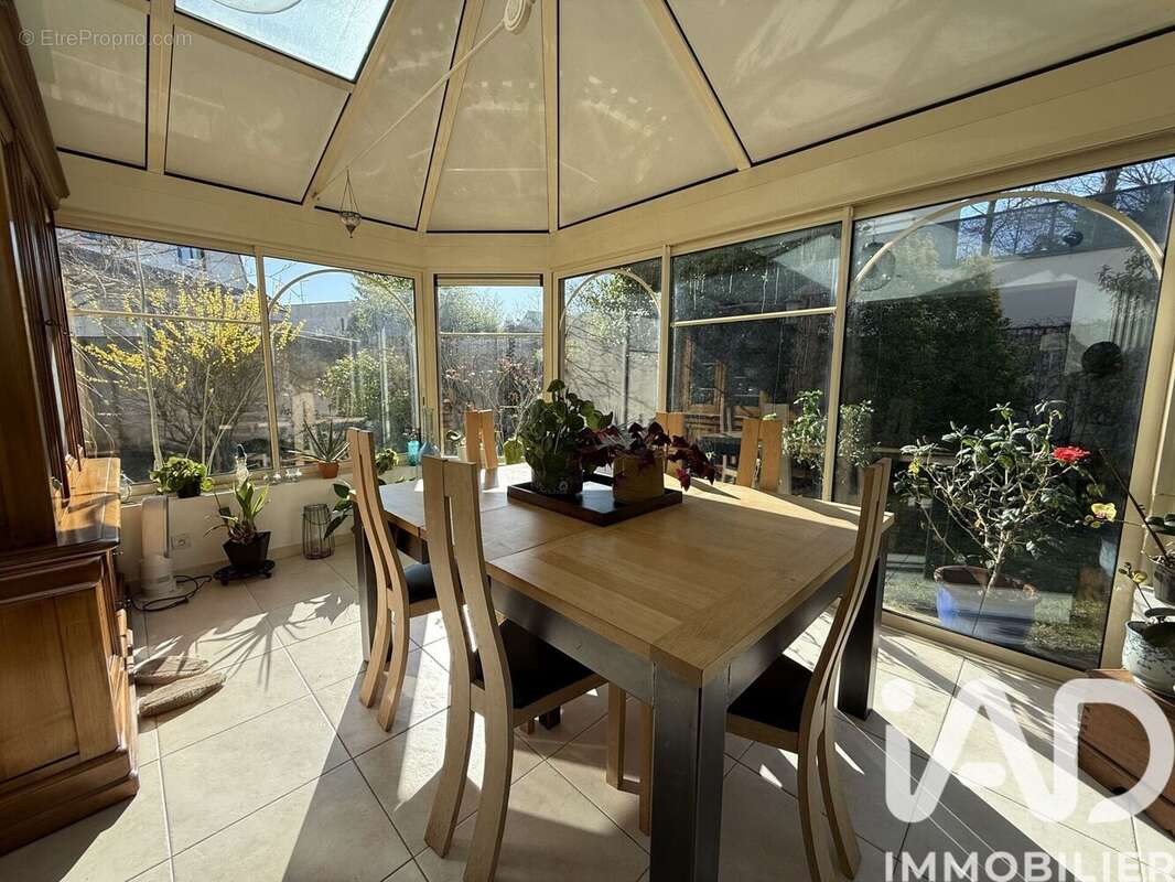 Photo 3 - Maison à SUCY-EN-BRIE