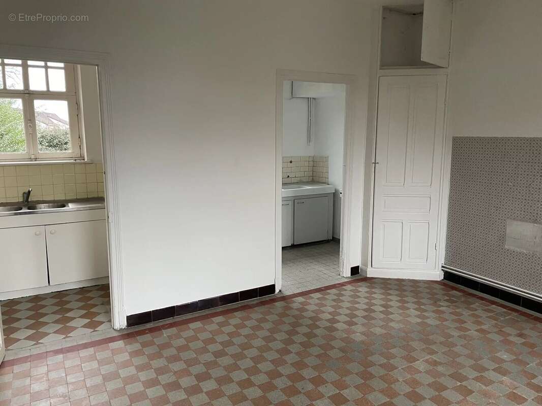 Maison à NEUVILLE-SOUS-MONTREUIL