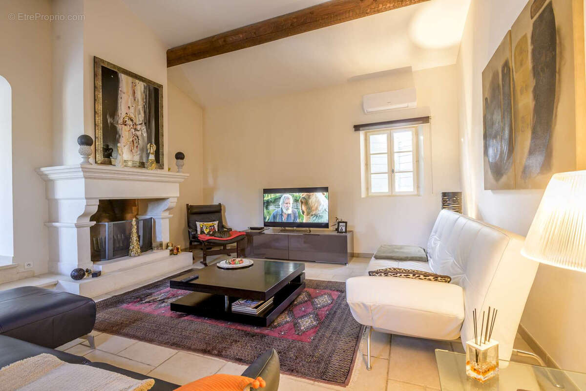 Maison à VAISON-LA-ROMAINE