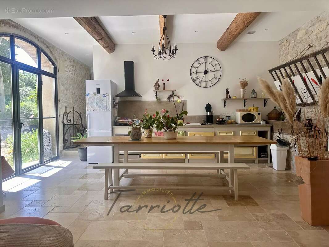 Maison à GRIGNAN